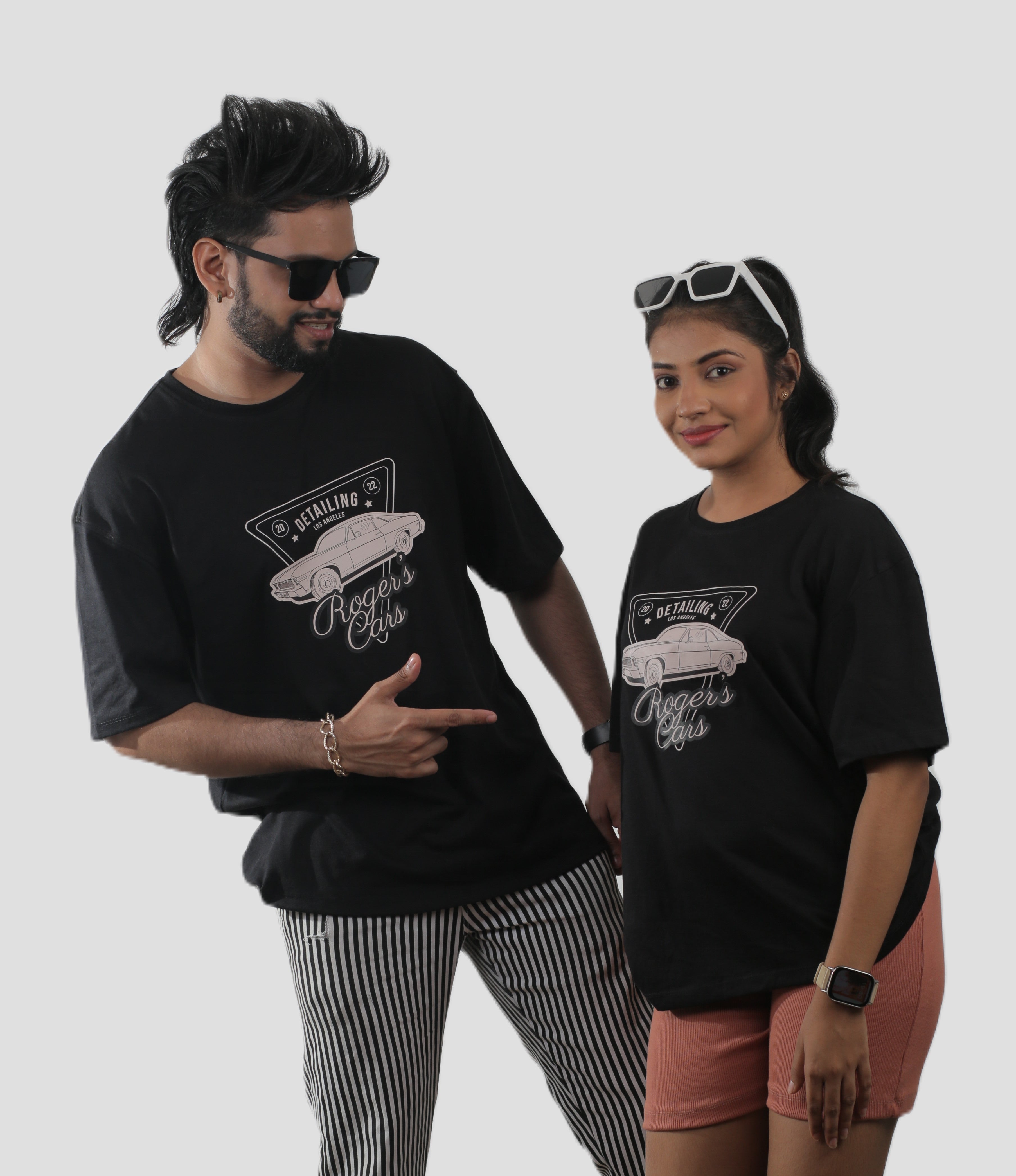 Roger’s Car Unisex Oversized Tee