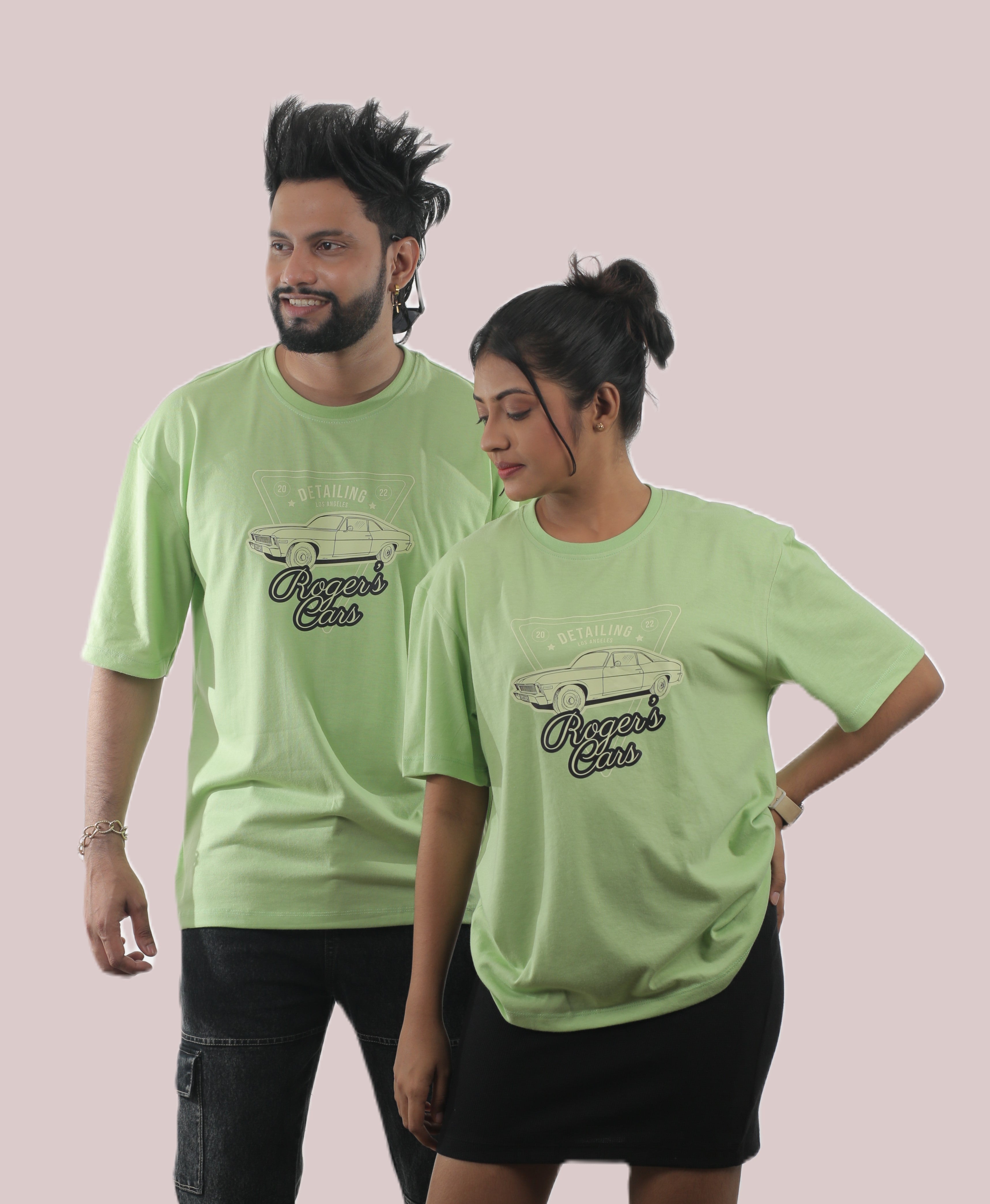 Roger’s Car Unisex Oversized Tee