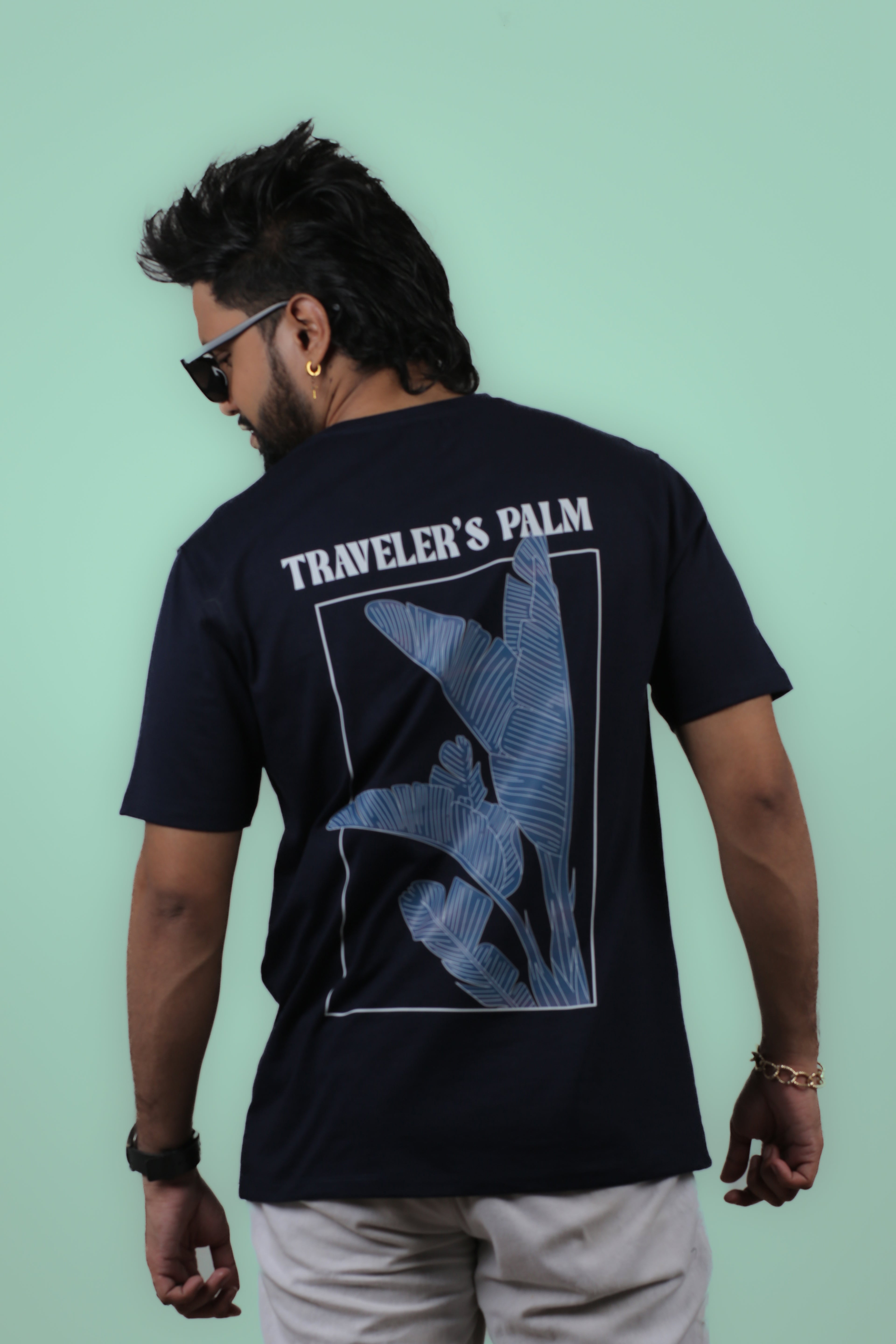 Traveler’s Palm Unisex Oversize Tee