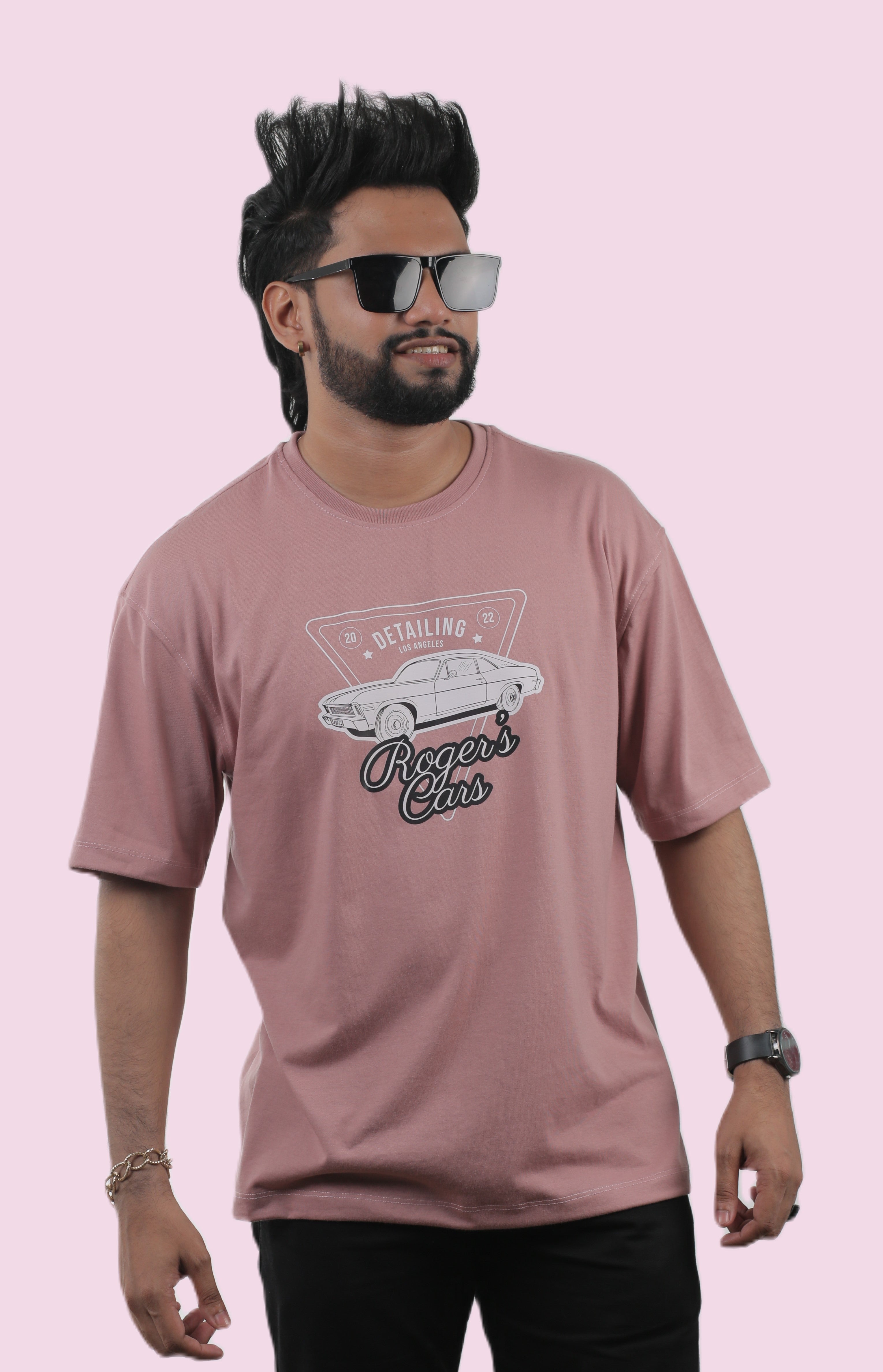 Roger’s Car Unisex Oversized Tee