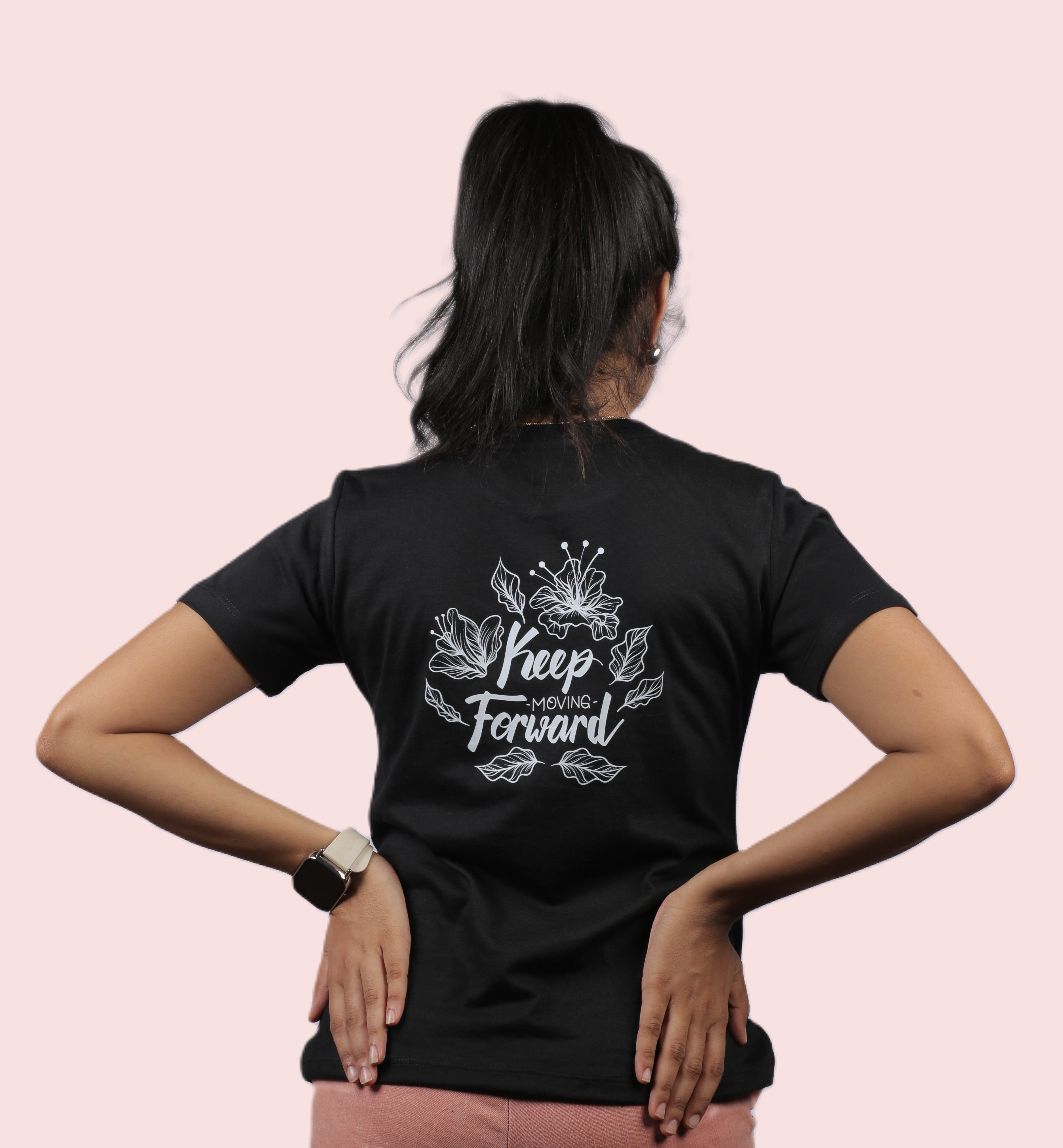 Keep Moving Forward Graphic Ladies Tee SMLR00006000