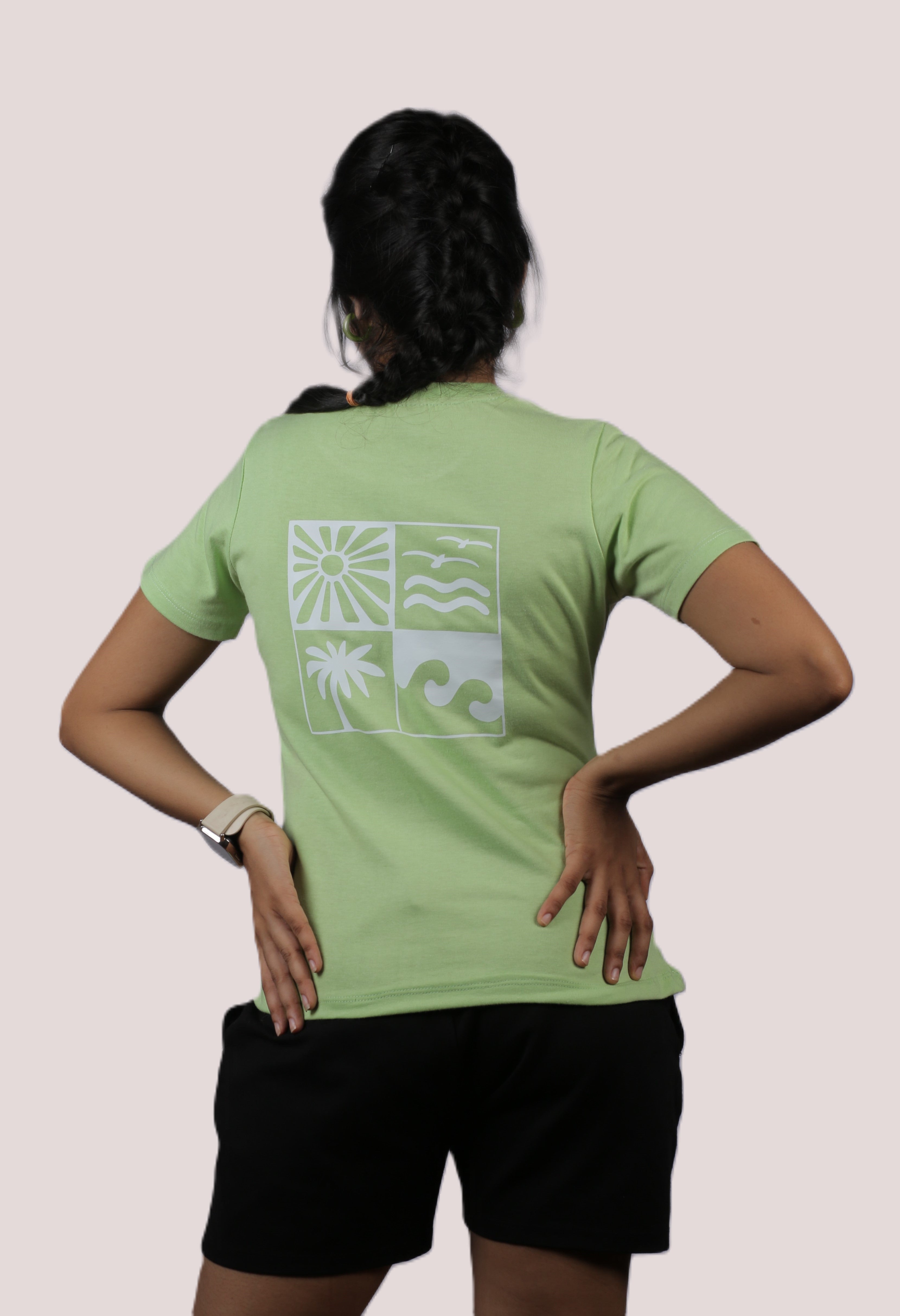 Island Vibes Graphic Ladies Tee SMLR00005000