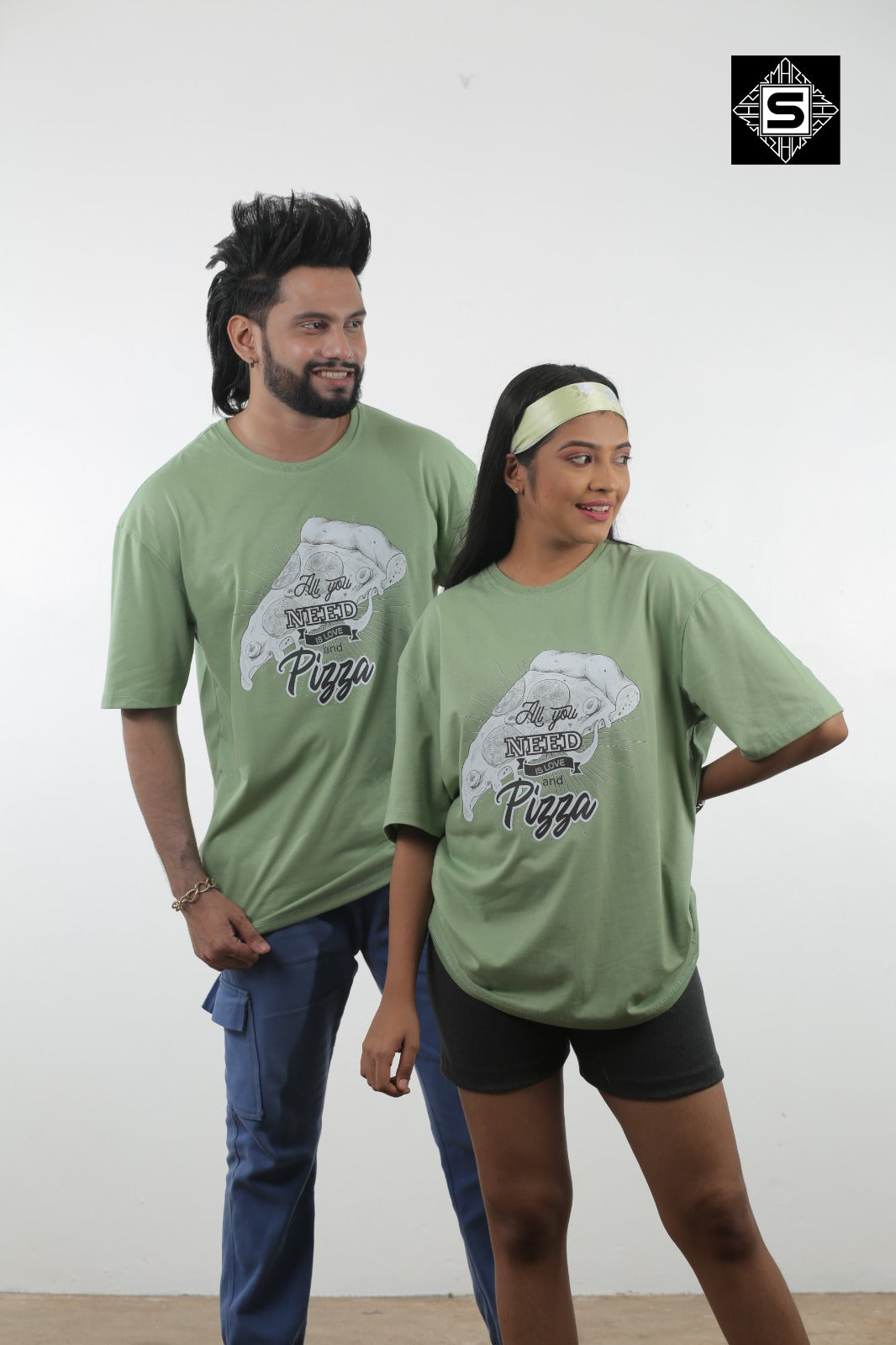 Love with Pizza Unisex Oversize Tee